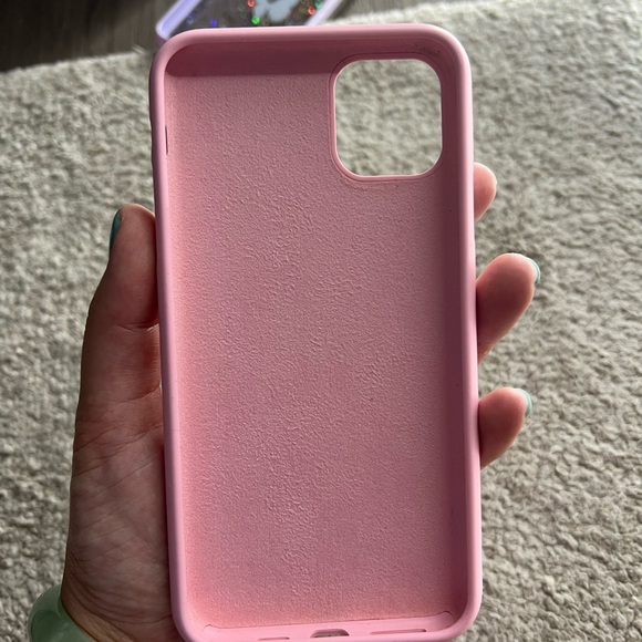Pink iPhone case - Picture 2 of 2